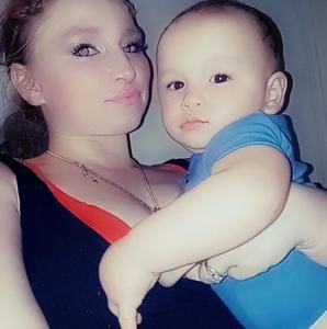 Meet your Posher, Lucy sky